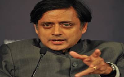 Shashi Tharoor 220170122162244_l